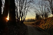 Nel Parco dei Colli anello dal Santuario di Sombreno alla Madonna della Castagna per Colle Roccolone e dei Roccoli il 30 dic. 2017 - FOTOGALLERY